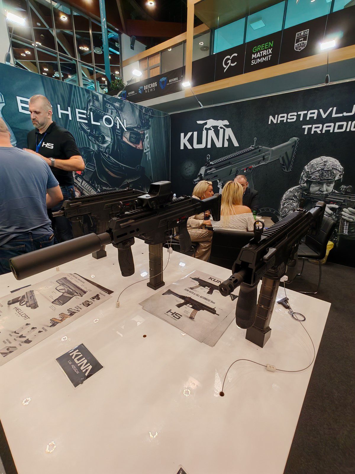 HS Produkt KUNA submachine guns on display at the DEFCROS exhibitor stand, Osijek 2025