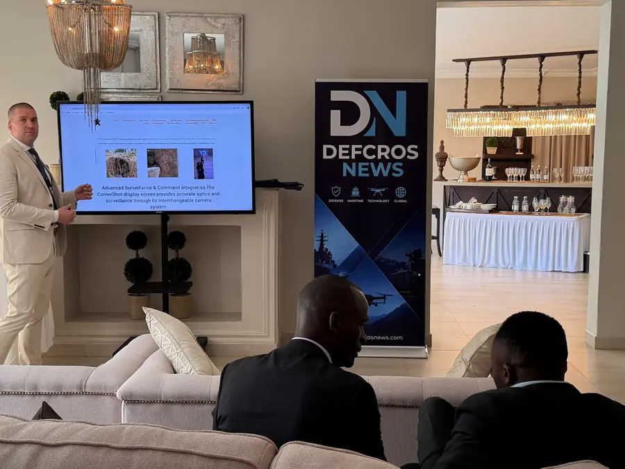 Presentation to delegates in the briefing room